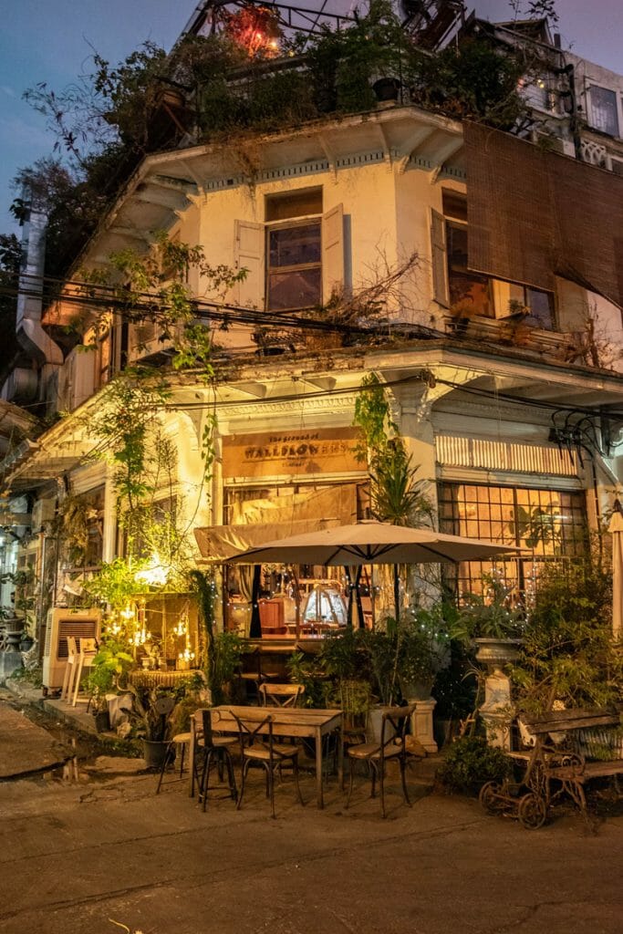 Wallflowers Cafe at night